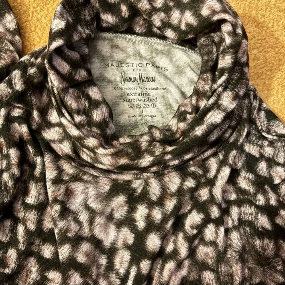 NWOT Majestic Paris Neiman Marcus Animal Print Soft Turtleneck Size 1 XSmall